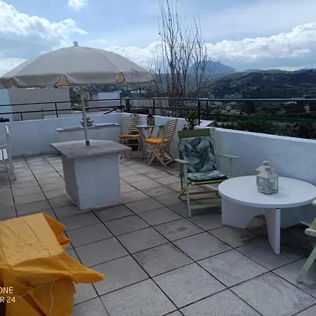 빌라 Nikos Sunset Penthouse Mastambás