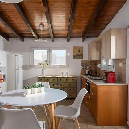 Nikos Sunset Penthouse * Masztambász